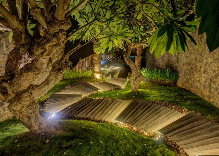 Bed & Breakfast Joglovina Bali Boutique